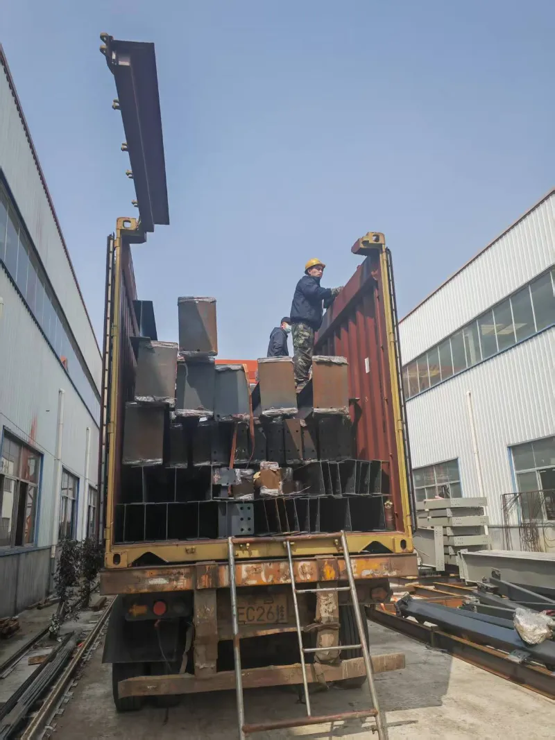 Ondersteuning van de bouw van overzeese infrastructuur! Qingdao Liweiyuan Steel Structure verzendt met succes een kantoorgebouwproject van drie verdiepingen naar Maleisië